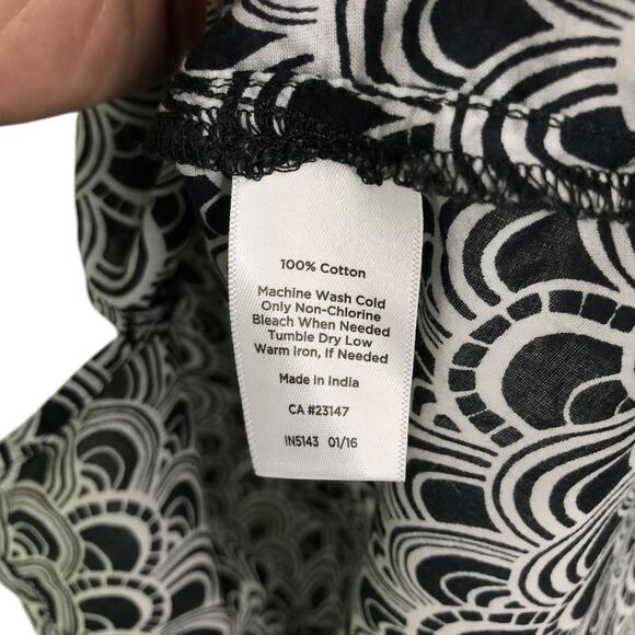 Talbots Tunic Top Womens Size Large Black Geometric Lace V-Neck Long Sleeve - Picture 7 of 8